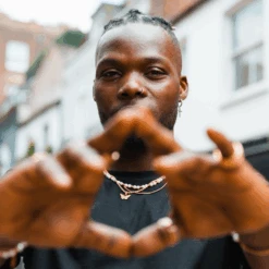 Butterfly - Gold -Men Jewelry Store 12 a91a4690 8182 4d6e 8554 9598062bd371