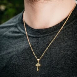 Micro Vintage Cross - 18K Gold -Men Jewelry Store 26 fb9e5a7b 68aa 4d6d a672 01e4e5821c76 1