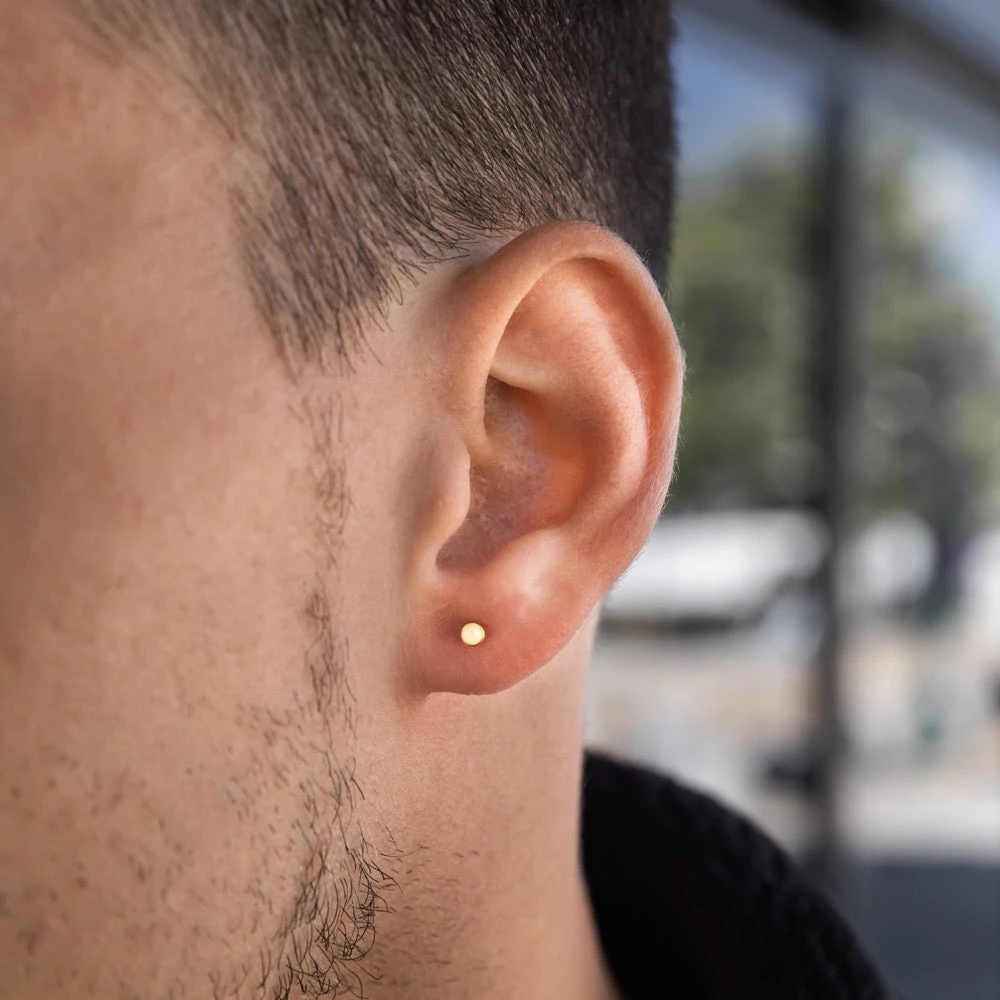 Minimal Stud (Gold) 5 Minimal Stud (Gold) - Image 3