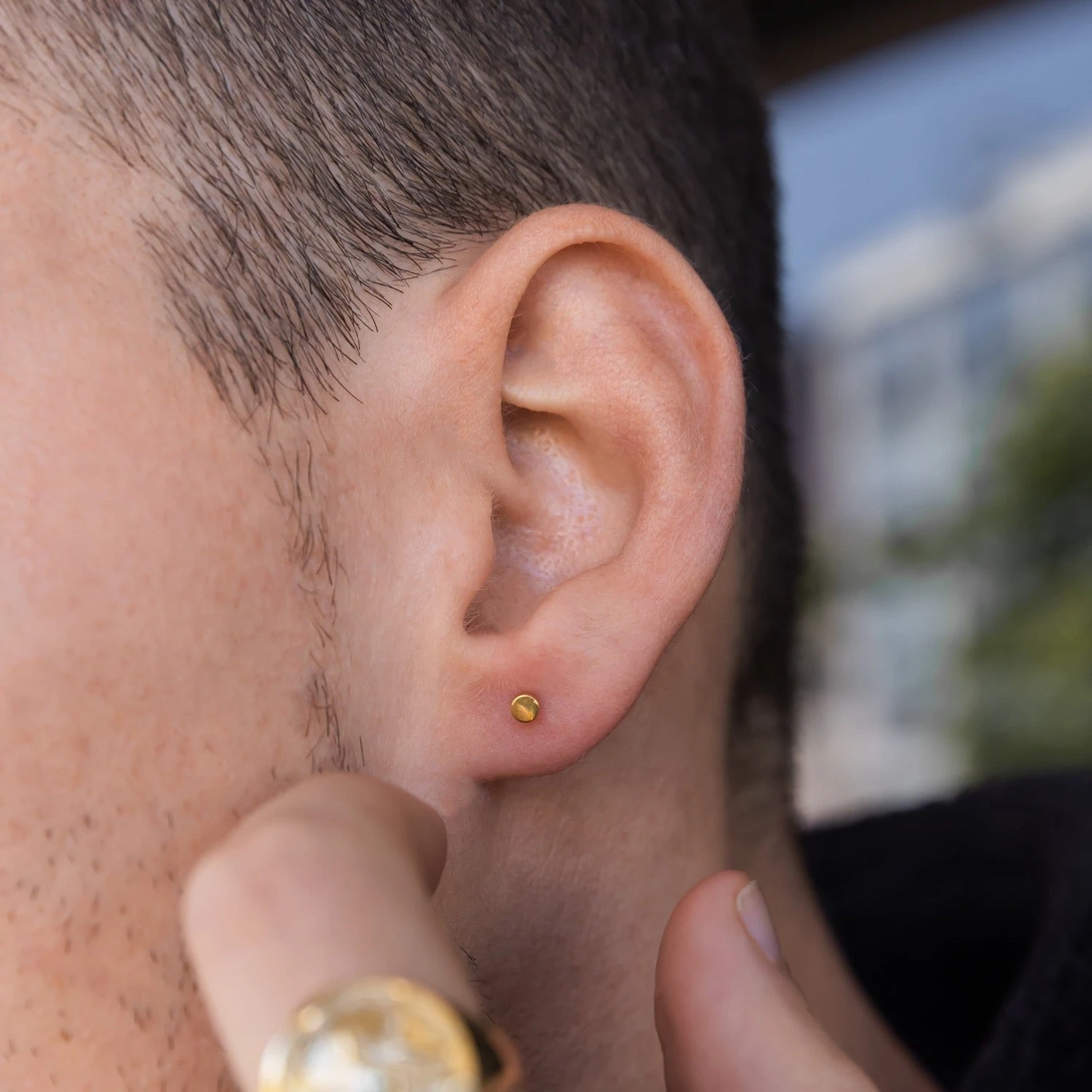 Minimal Stud (Gold) 4 Minimal Stud (Gold) - Image 2