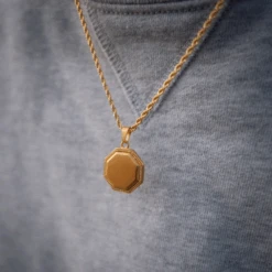 Octura - Gold -Men Jewelry Store 4 ded9aa41 1cc4 4518 9a84 9a59b0cbee8f