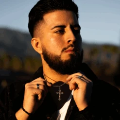 Vintage Cross - Gold -Men Jewelry Store 5 e4cd546a d07c 48a4 86f5 43516176cb9b