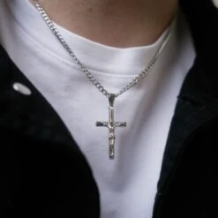 Crucifix - Silver -Men Jewelry Store 7 28c9257e 99f6 43e8 b40a d4d76545bc8e