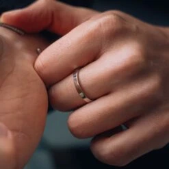 Minimal Band Ring - Silver -Men Jewelry Store 9 4c1a3c2d 06c6 4d09 898e 054f8f0c8a25