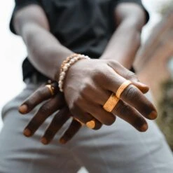 Matte Signet Ring - Gold -Men Jewelry Store AR502848 219cbf21 c137 4f7c 83f4 5eda0c19e5f4