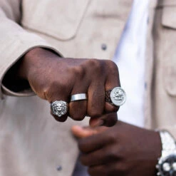 St George Sovereign Ring - Silver -Men Jewelry Store image 67d0ea3d 9a0c 42fd af38 456dcec9d64c