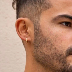 Standard Huggie (Gold) -Men Jewelry Store image f53c5dc7 62e4 4a9c 8aca 34b13613fd39